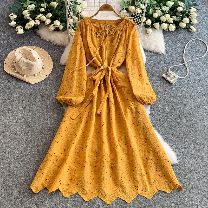 Spring Autumn French Hollow Embroidery V-neck Long Sleeved Dress for Women New Cotton Fashion Loose Casual Long Dress C441
Spring Autumn French Hollow Embroidery V-neck Long Sleeved Dress for Women New Cotton Fashion Loose Casual Long Dress C441