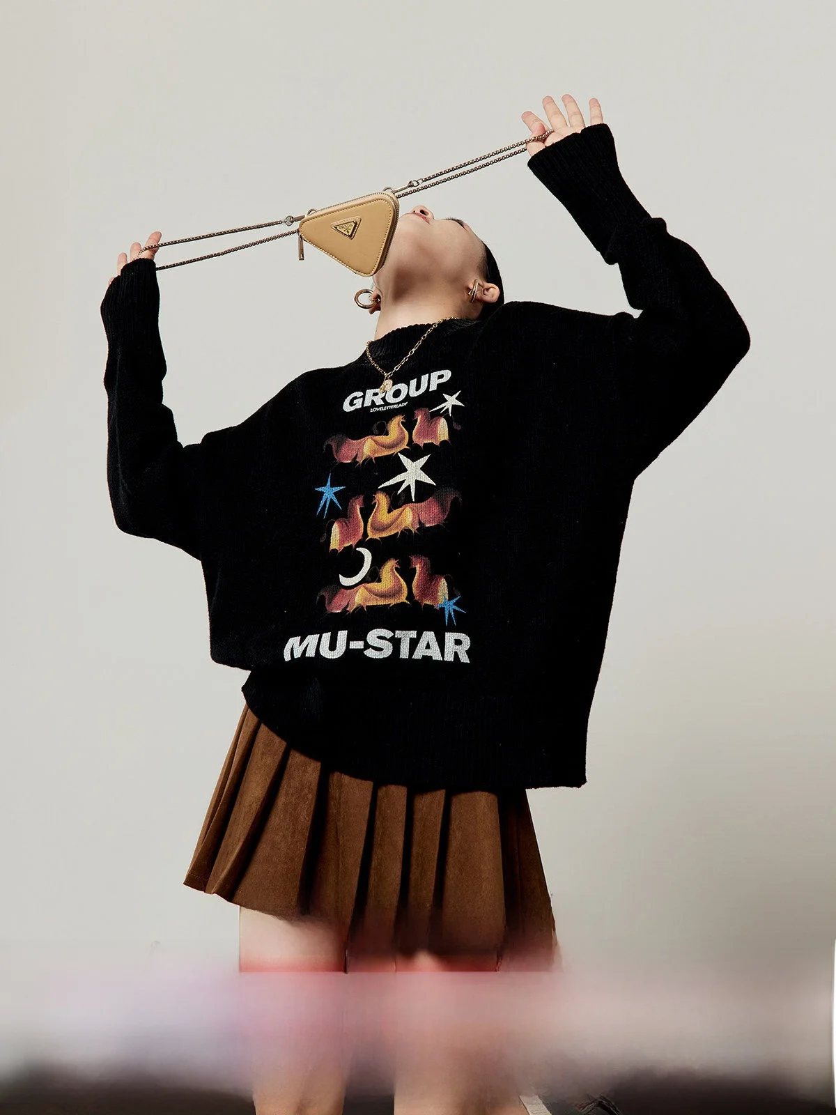 Bla Knitted Sweater for Women Casual Sle Printed Loose Fit Long Sve Autumn New Arrival Zhou Li Wu Brand Hand Dn Design
Bla Knitted Sweater for Women Casual Sle Printed Loose Fit Long Sve Autumn New Arrival Zhou Li Wu Brand Hand Dn Design