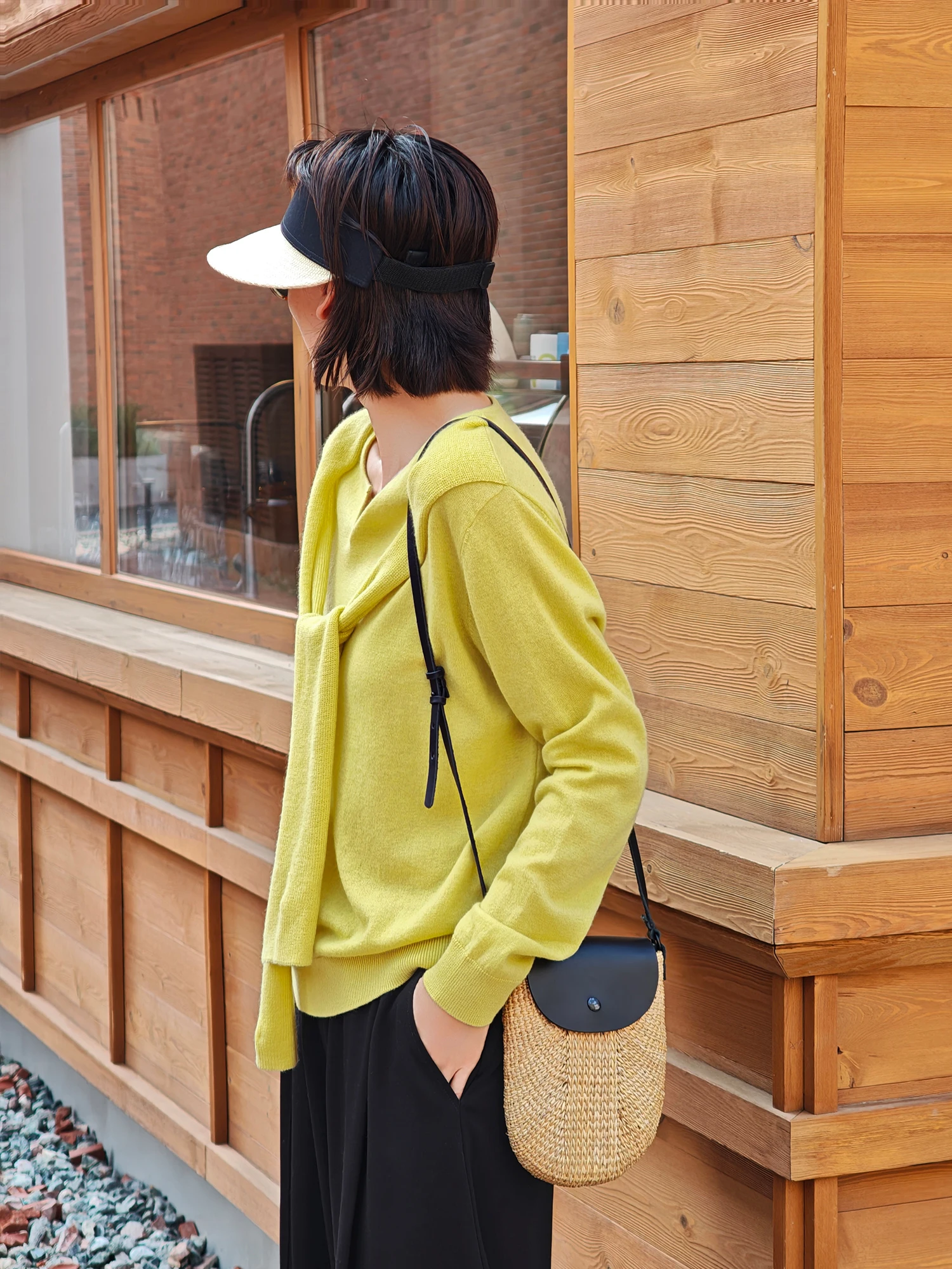 Вязаный свитер-накидка из 100% шерсти с завязками, женский, повседневный, свободного кроя, мягкий, шерстяной, с длинными рукавами, V-образный вырез, дышащий
Вязаный свитер-накидка из 100% шерсти с завязками, женский, повседневный, свободного кроя, мягкий, шерстяной, с длинными рукавами, V-образный вырез, дышащий