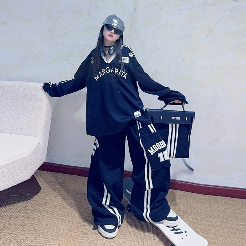 spring teen girls Sports clothes suit V-neck letter hoodie+Casual wide leg pants 2pcs junior kid tracksuits set child outfits 14
spring teen girls Sports clothes suit V-neck letter hoodie+Casual wide leg pants 2pcs junior kid tracksuits set child outfits 14