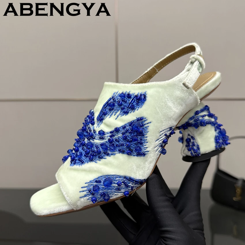 2025 Summer Chunky Heels Crystal Sandals Women Peep Toe String Bead Embroidery Slingbacks Sandals Fashion Party Slippers Female
2025 Summer Chunky Heels Crystal Sandals Women Peep Toe String Bead Embroidery Slingbacks Sandals Fashion Party Slippers Female