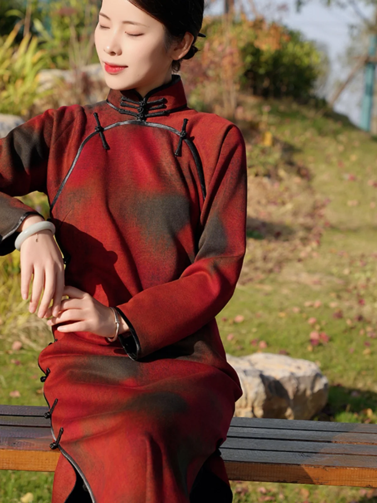 Длинная рубашка с традиционным китайским крашением, высоким воротником, свободного кроя, красная, для повседневной носки, зимняя
Длинная рубашка с традиционным китайским крашением, высоким воротником, свободного кроя, красная, для повседневной носки, зимняя