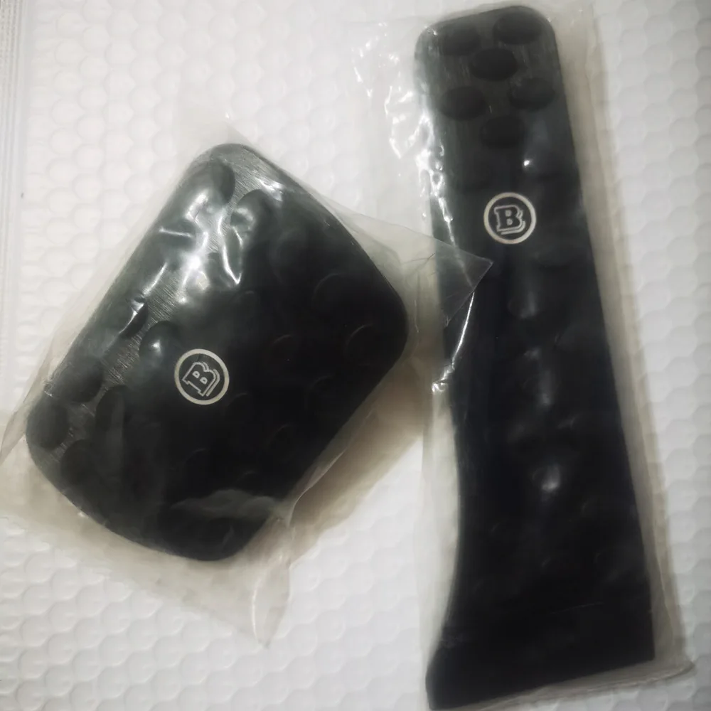 2pcs Black For BRABUS Accelerator Cover BRABUS Pedal Cover Pad Braking Pedal Non Slip Cover For Mercedes BRABUS G800 W463 W212
2pcs Black For BRABUS Accelerator Cover BRABUS Pedal Cover Pad Braking Pedal Non Slip Cover For Mercedes BRABUS G800 W463 W212