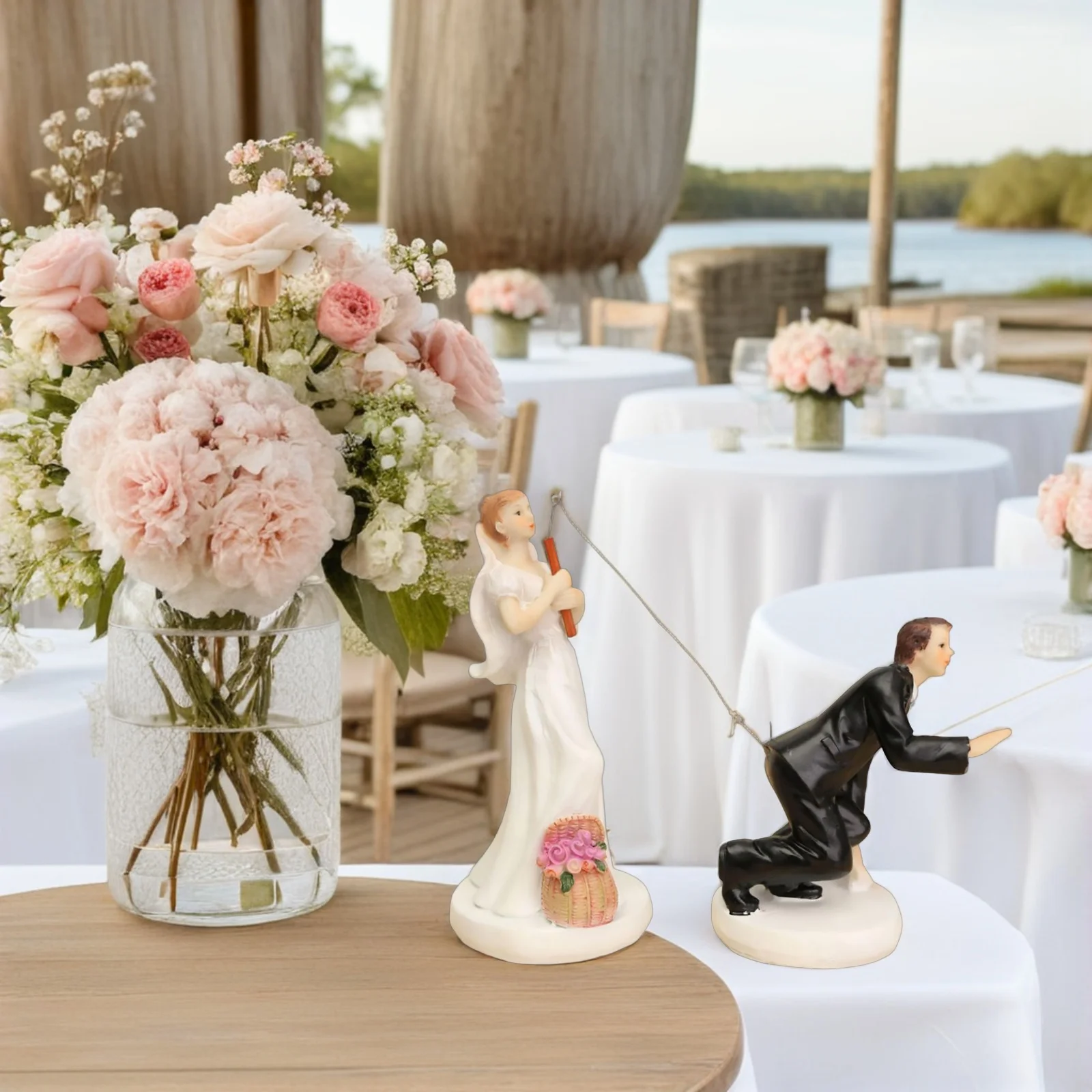 Bride Hooking Groom Decorations European Wedding Ornament Exquisite Handmade Plasthetics Statue Fine Workmanship
Bride Hooking Groom Decorations European Wedding Ornament Exquisite Handmade Plasthetics Statue Fine Workmanship