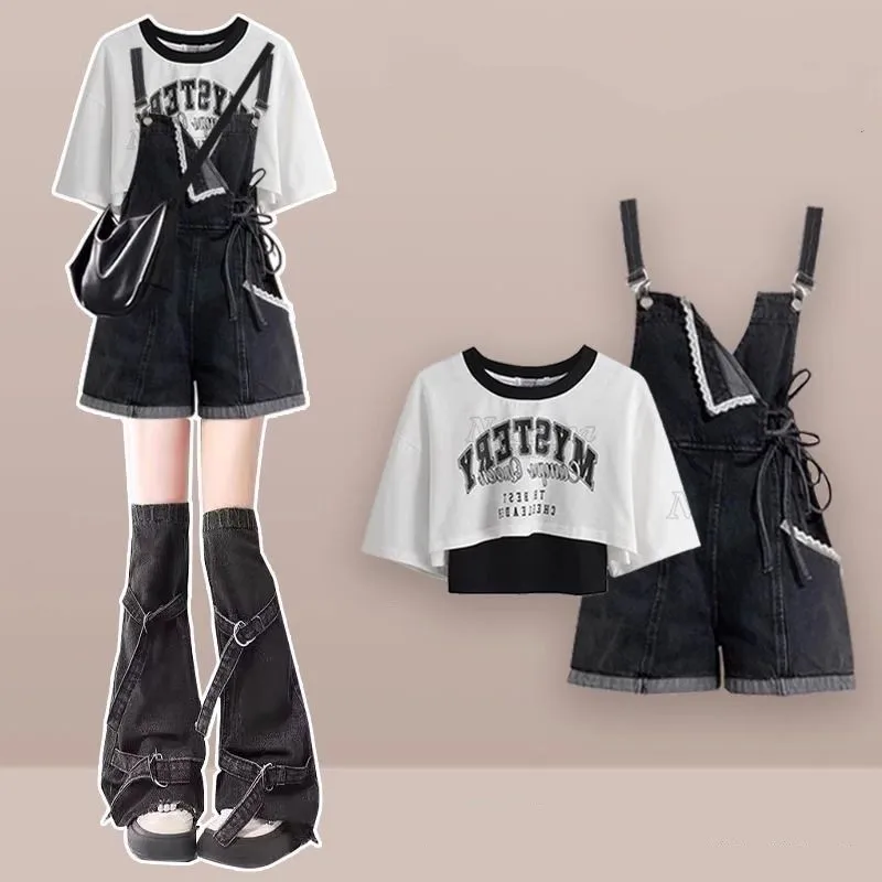 Girl's 2025 Summer New Fashion Denim Strap Shorts Matching Set Korean Elegant Letter Short-Sleeve Top+Vest+Pants 3-Piece Suit
Girl's 2025 Summer New Fashion Denim Strap Shorts Matching Set Korean Elegant Letter Short-Sleeve Top+Vest+Pants 3-Piece Suit