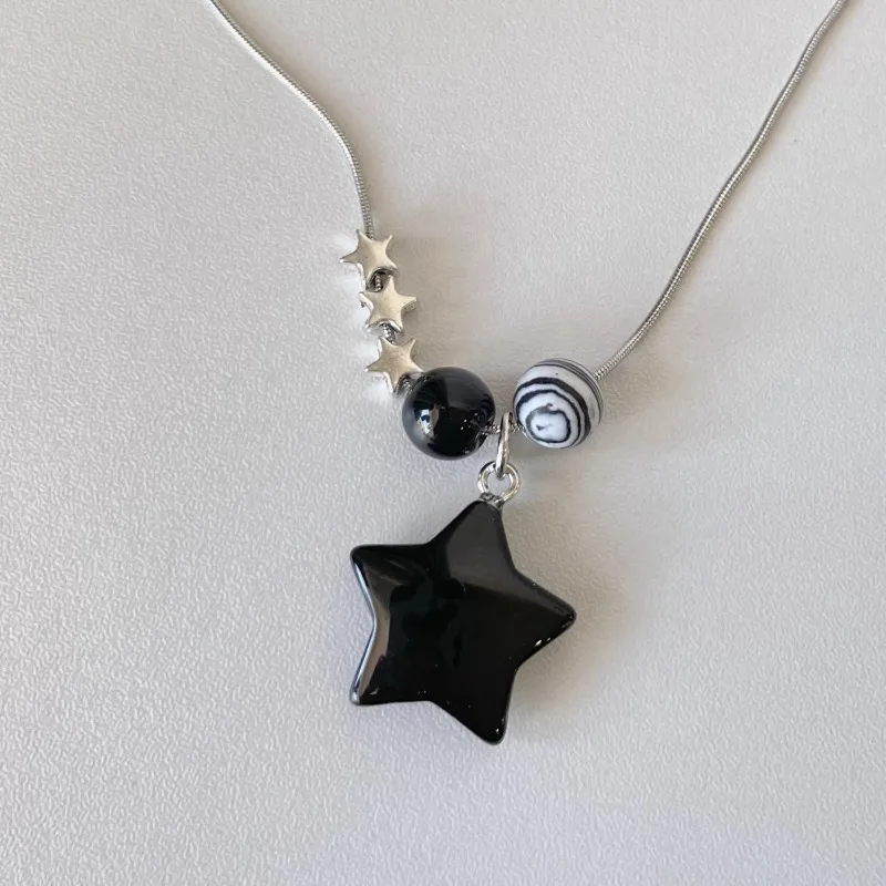 Trendy Korean Style Temperament Star Pentagram Pendant Punk Originality Aesthetic Elegant Necklace for Women Accessories Jewelry
Trendy Korean Style Temperament Star Pentagram Pendant Punk Originality Aesthetic Elegant Necklace for Women Accessories Jewelry