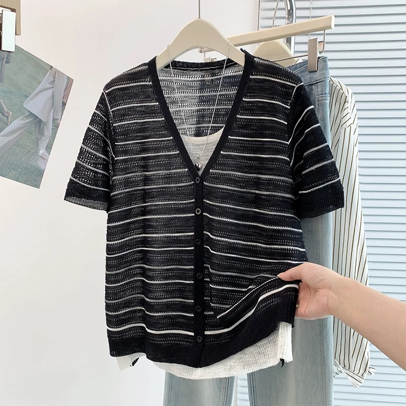 plus Size Women's V-Neck Striped Knit Base Shirt Versatile T-Shirt Top for Summer 2026 Comfortable Fit Short Sleeve Artistic ...
plus Size Women's V-Neck Striped Knit Base Shirt Versatile T-Shirt Top for Summer 2026 Comfortable Fit Short Sleeve Artistic ...