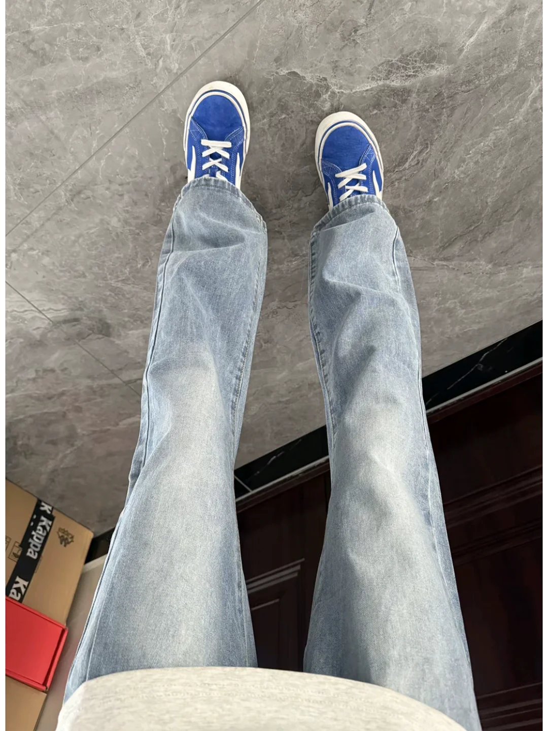 Мужские джинсы Waed Blue Slim Fit: прямые брюки в уличном стиле для осени и зимы, комфортные и повседневные, из денима Cleanfit
Мужские джинсы Waed Blue Slim Fit: прямые брюки в уличном стиле для осени и зимы, комфортные и повседневные, из денима Cleanfit