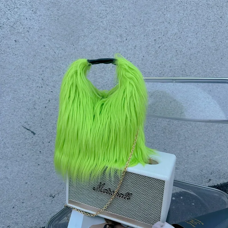 Winter Artificial Wool Handbag Y2K Solid Color Faux Fur Tote Bag for Women Spice Girl Furry Long Plush Chain Crossbag Bag Female
Winter Artificial Wool Handbag Y2K Solid Color Faux Fur Tote Bag for Women Spice Girl Furry Long Plush Chain Crossbag Bag Female