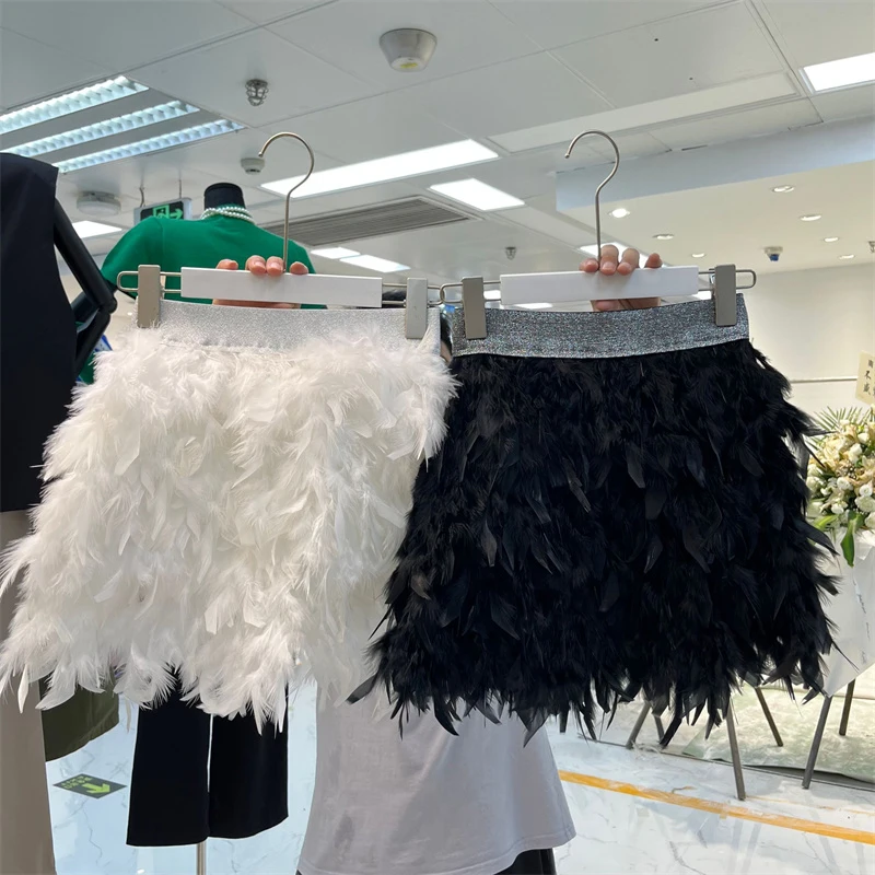 Women's Elegant Feathers Puffy Short Skirt Lady High Street Stage Costume Party Mini Skirt
Women's Elegant Feathers Puffy Short Skirt Lady High Street Stage Costume Party Mini Skirt