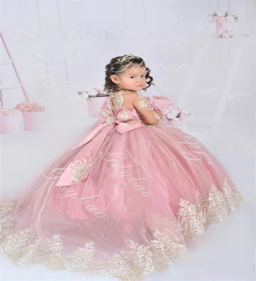 Full Sleeves Flower Girl Dresses For Weddings Toddlers Appliqued Tulle First Communion Dress With Bow Ball Gown Pageant Gowns
Full Sleeves Flower Girl Dresses For Weddings Toddlers Appliqued Tulle First Communion Dress With Bow Ball Gown Pageant Gowns