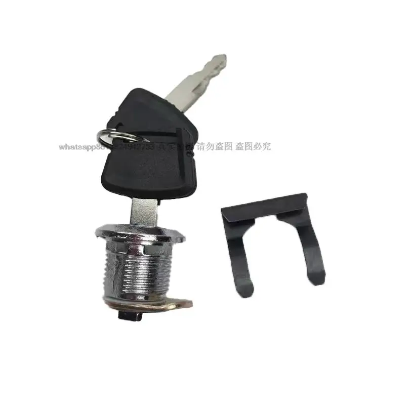 excavator side door lock hydraulic pump water tank side door lock core high quality For HITACHI ZX 60 70 120 200 210 240 330 360
excavator side door lock hydraulic pump water tank side door lock core high quality For HITACHI ZX 60 70 120 200 210 240 330 360