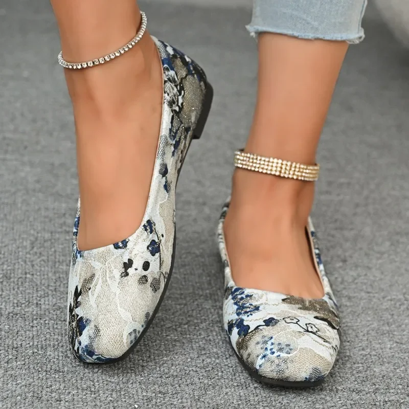 2025 Summer Plus Size Women's Printed Square Toe Flats Soft Sole Casual Shoes Slip on With Breathable Design Fashion Patterns
2025 Summer Plus Size Women's Printed Square Toe Flats Soft Sole Casual Shoes Slip on With Breathable Design Fashion Patterns 