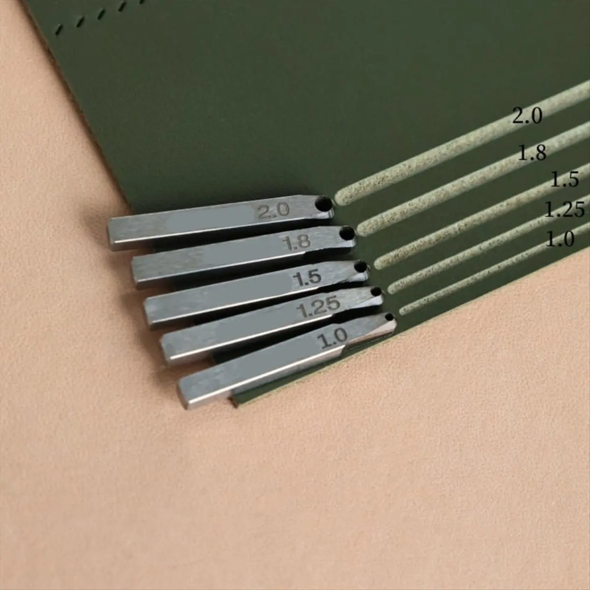 A79G 6 in 1 Leather Groover Tool, with Adjustable Stitching Groover, Leather Carving Cutting Tools, Leather Working Tools
A79G 6 in 1 Leather Groover Tool, with Adjustable Stitching Groover, Leather Carving Cutting Tools, Leather Working Tools