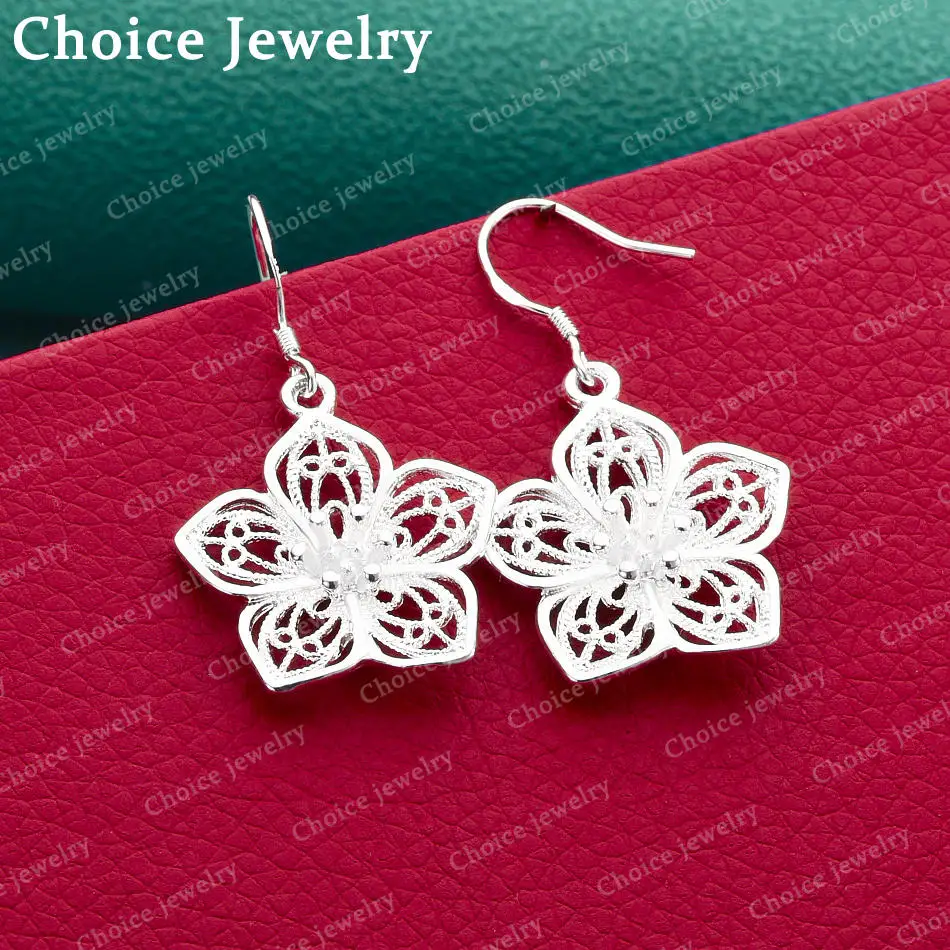 925 Sterling Silver Earrings Petal Shape Drop Earrings For Women Jewelry Fashion Party and Daily Wear
925 Sterling Silver Earrings Petal Shape Drop Earrings For Women Jewelry Fashion Party and Daily Wear