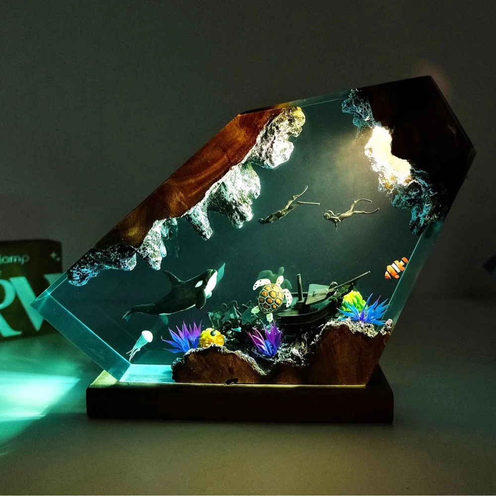 Ocean World Organism Resin Table Light Creactive Art Decoration Lamp Killer Whale Wreckship Divers Theme Night Light USB Charge
Ocean World Organism Resin Table Light Creactive Art Decoration Lamp Killer Whale Wreckship Divers Theme Night Light USB Charge