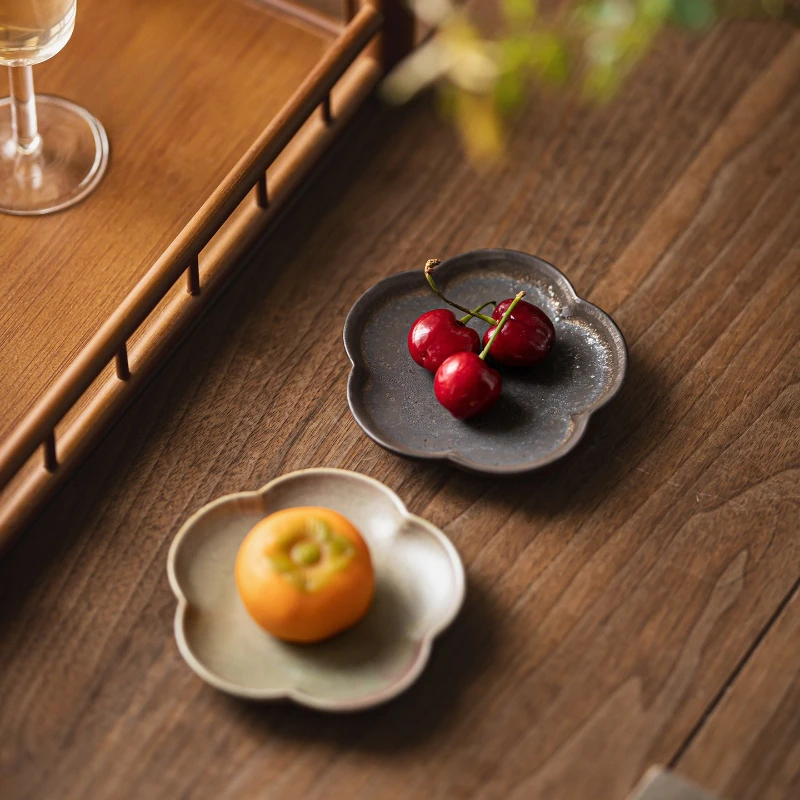LMM Chinese Pastry Plate Ceramic Small Plate Delicate Mini Dessert Plate
LMM Chinese Pastry Plate Ceramic Small Plate Delicate Mini Dessert Plate