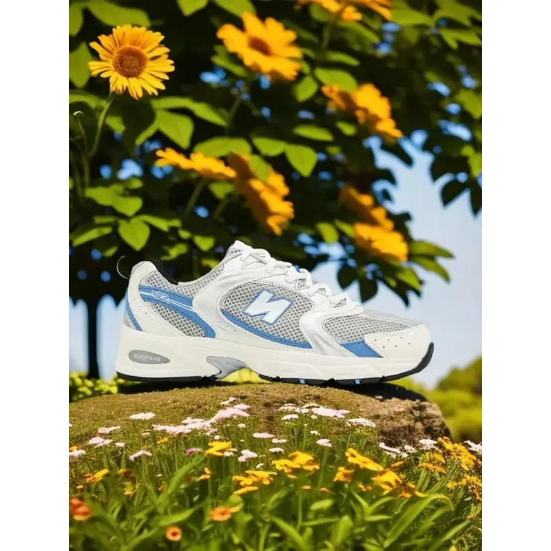 Новые повседневные маленькие белые туфли. Универсальные, дышащие, повышенные спортивные и европейские и американские тенденции. Повседневная обувь для отдыха. 
Новые повседневные маленькие белые туфли. Универсальные, дышащие, повышенные спортивные и европейские и американские тенденции. Повседневная обувь для отдыха.