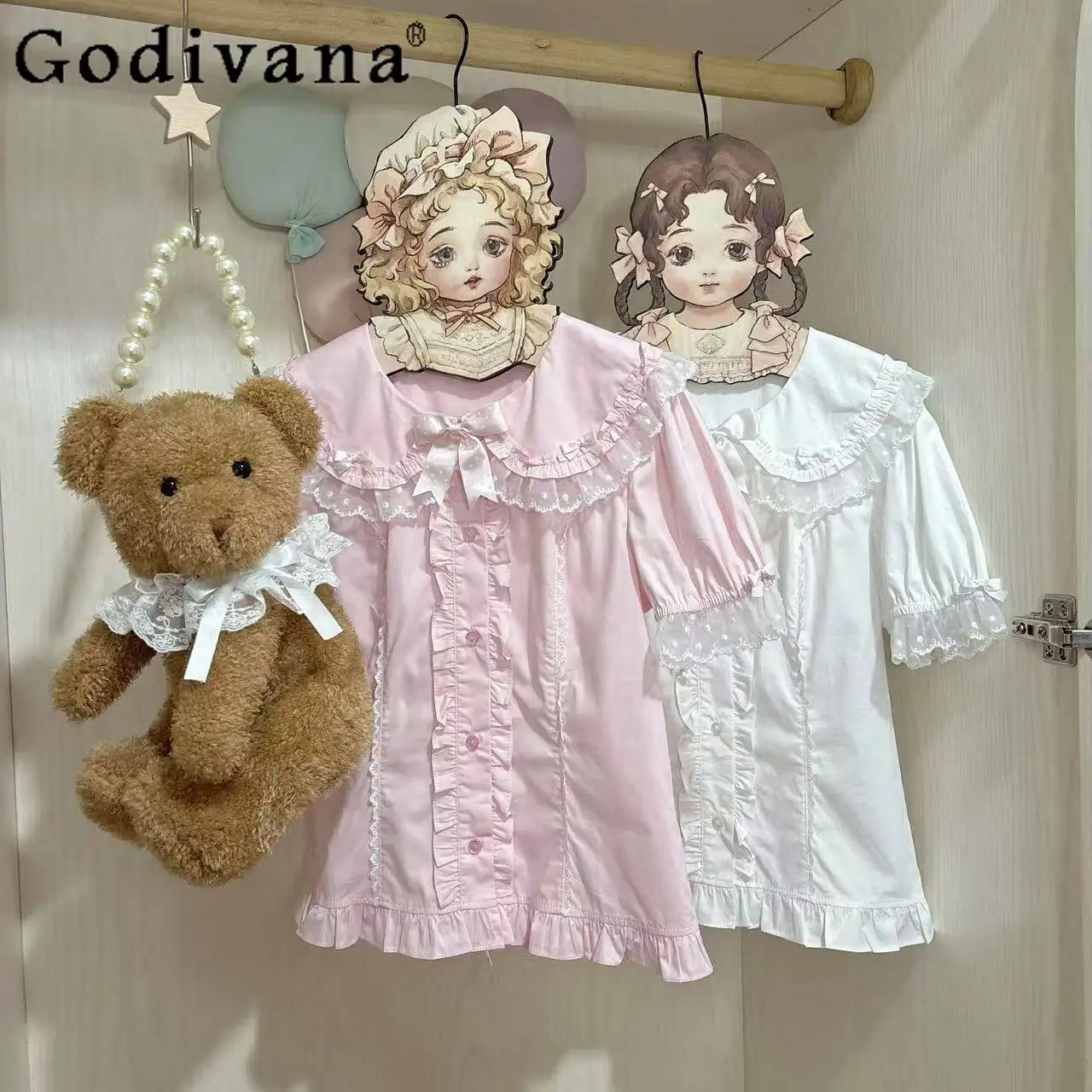 Japanese Style Sweet Girls Lolita Short Sleeve Shirt Summer New 2026 Women's Peter Pan Collar Bow Lace Lo Blouses Cute Tops
Japanese Style Sweet Girls Lolita Short Sleeve Shirt Summer New 2026 Women's Peter Pan Collar Bow Lace Lo Blouses Cute Tops
