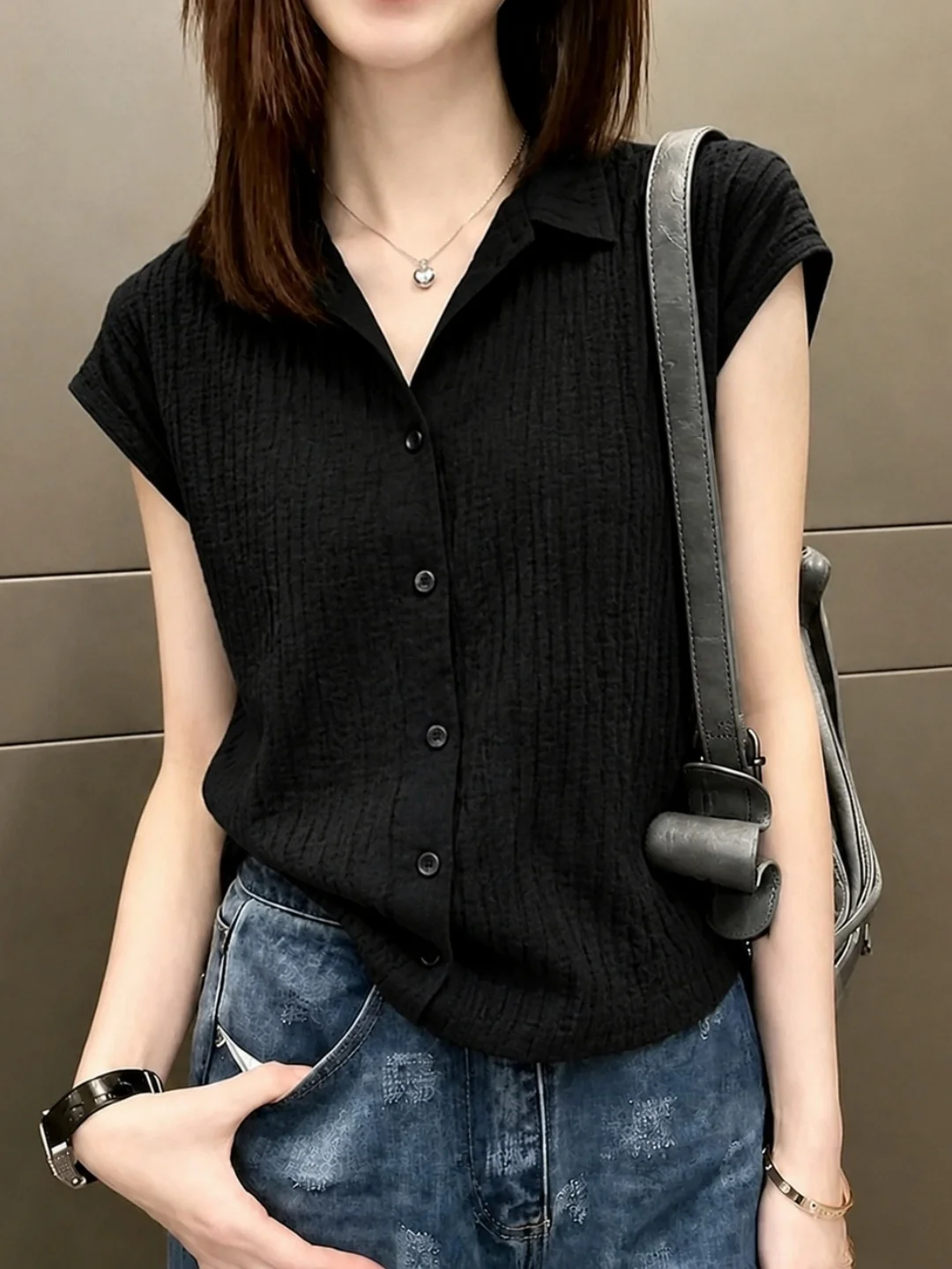 Elegant Pure Color Neck Short Sleeve Shirt Fashionable Versatile Summer Top Luxury Feel Loose Fit Women's Casual Shirt
Elegant Pure Color Neck Short Sleeve Shirt Fashionable Versatile Summer Top Luxury Feel Loose Fit Women's Casual Shirt