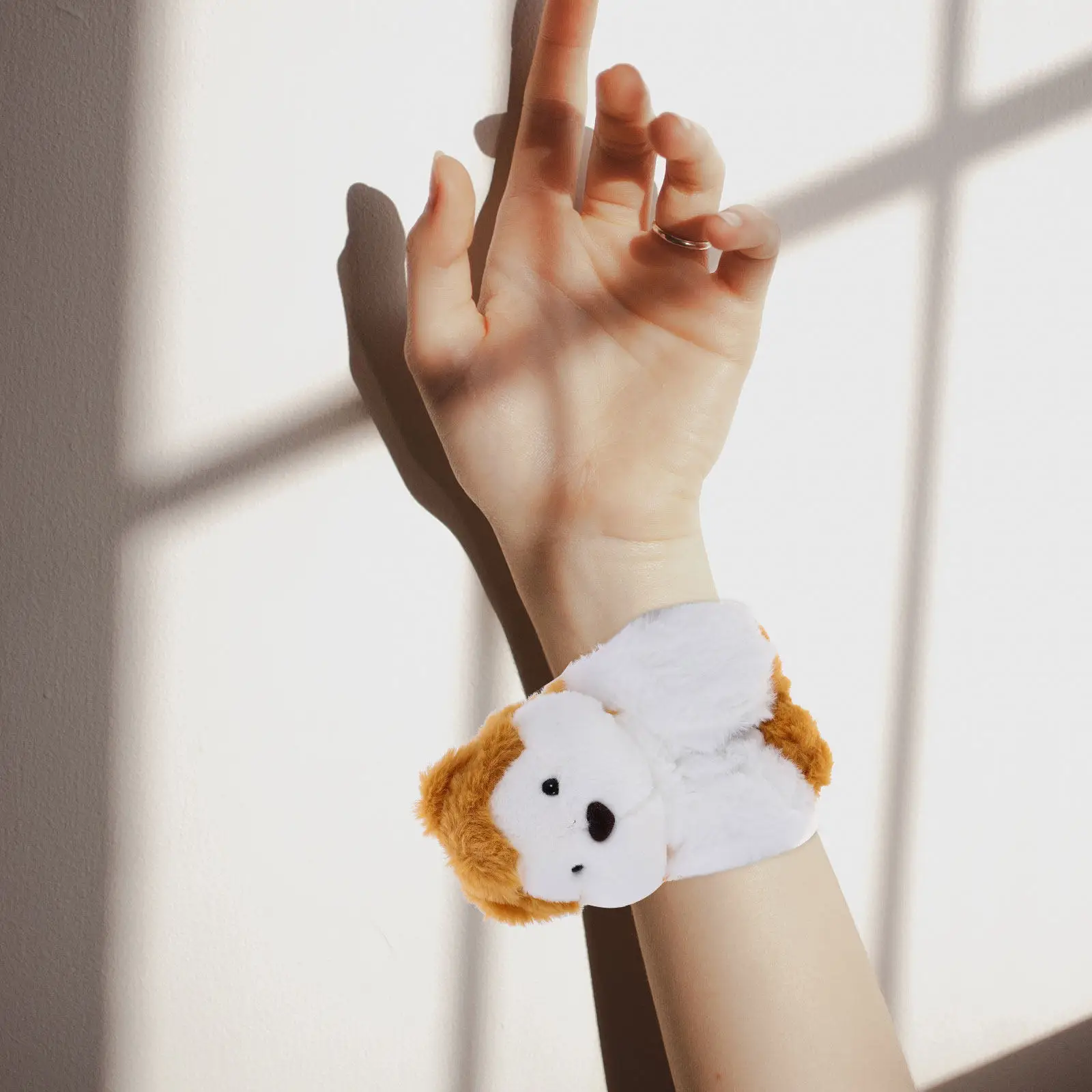 Cute Cartoon Animal Slap Bracelets for Kids Adults Fun Elastic Wristbands Party Favor Gift Accessory Soft Stretchy
Cute Cartoon Animal Slap Bracelets for Kids Adults Fun Elastic Wristbands Party Favor Gift Accessory Soft Stretchy