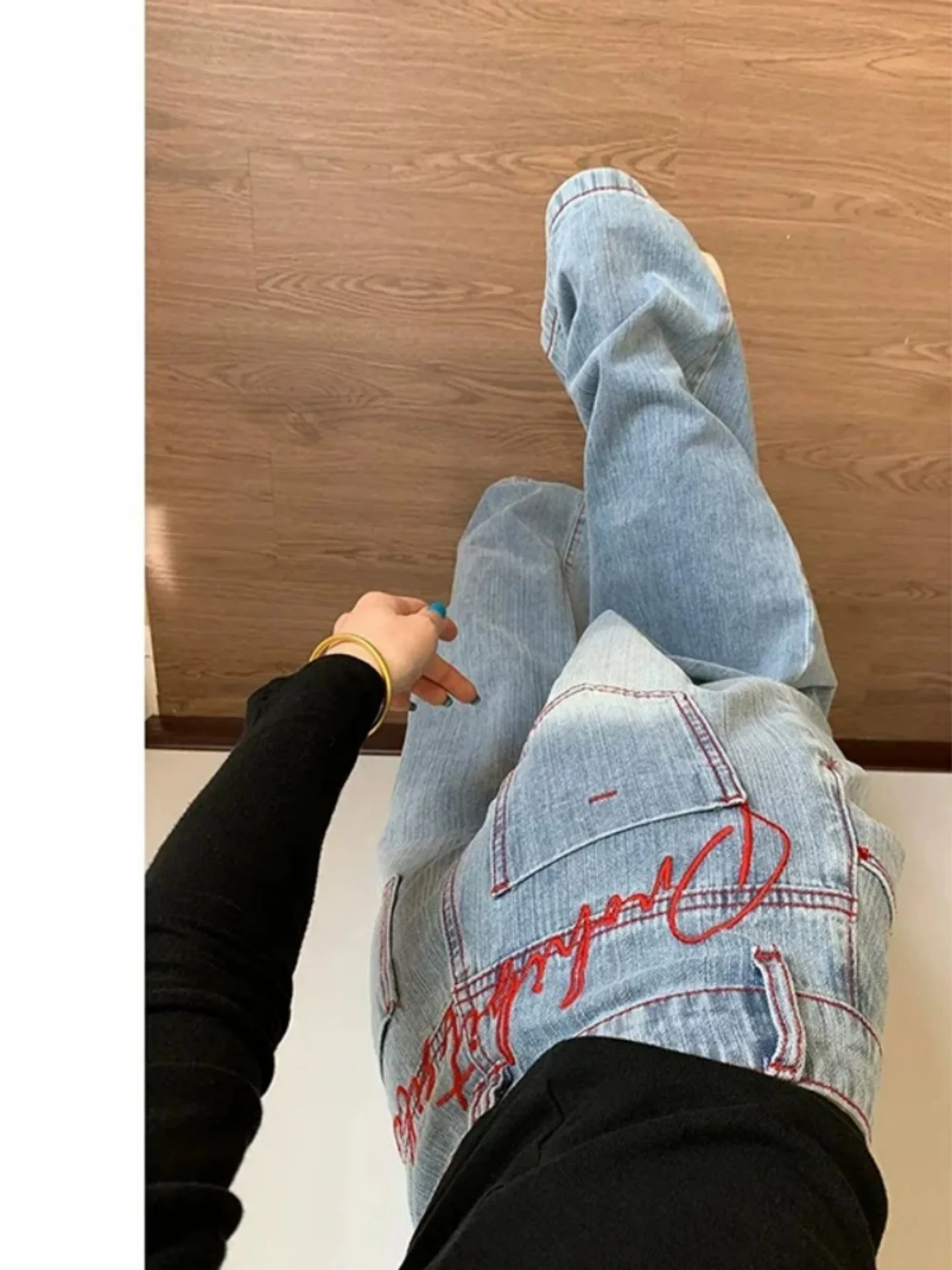 Retro American Embroidered Wide Leg Jeans High Waist Loose Fit Women's Summer 2026 New Style Casual Cotton Denim Trousers
Retro American Embroidered Wide Leg Jeans High Waist Loose Fit Women's Summer 2026 New Style Casual Cotton Denim Trousers