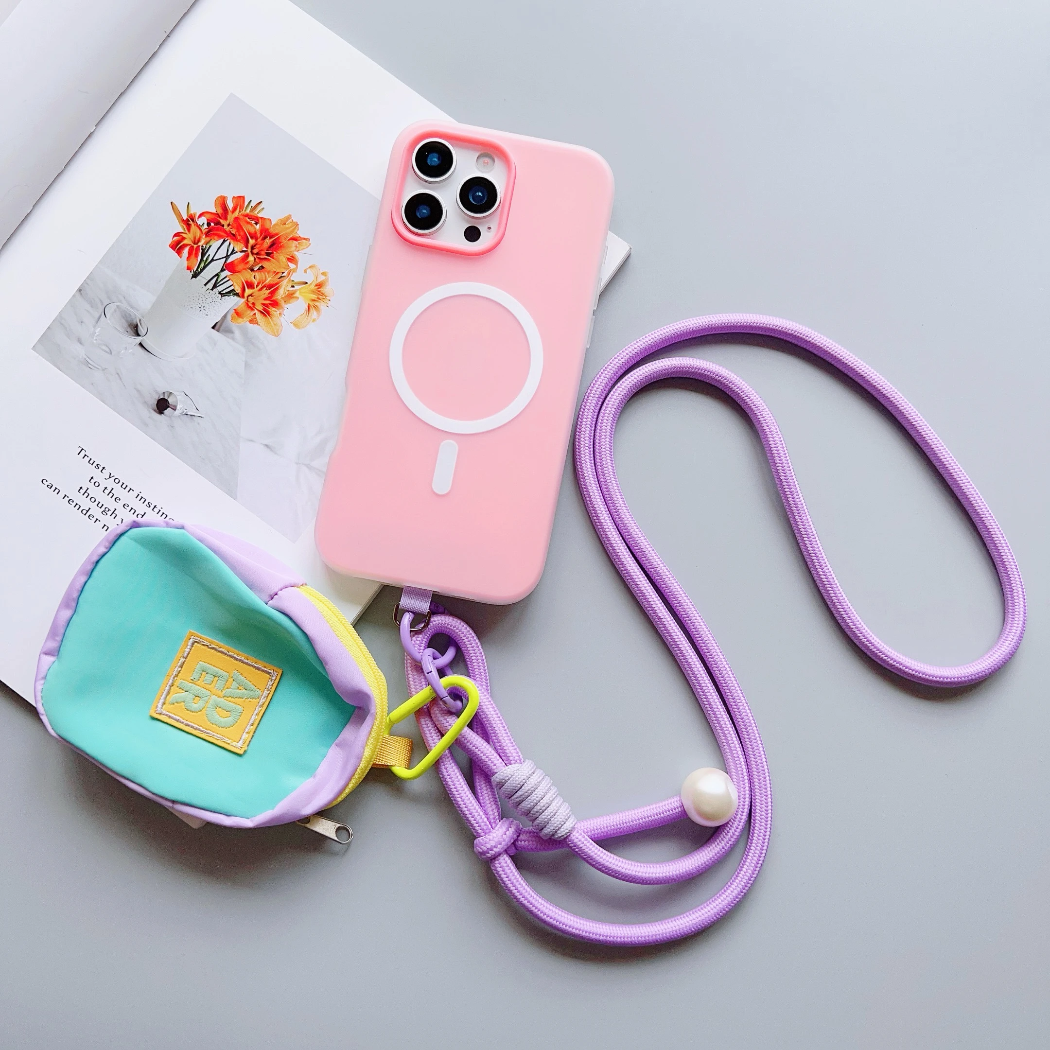 Простой универсальный ремешок для мобильного телефона с жемчугом, регулируемая длинная веревка через плечо, шейный ремешок, свободная смена, сумка для аксессуаров для наушников
Простой универсальный ремешок для мобильного телефона с жемчугом, регулируемая длинная веревка через плечо, шейный ремешок, свободная смена, сумка для аксессуаров для наушников