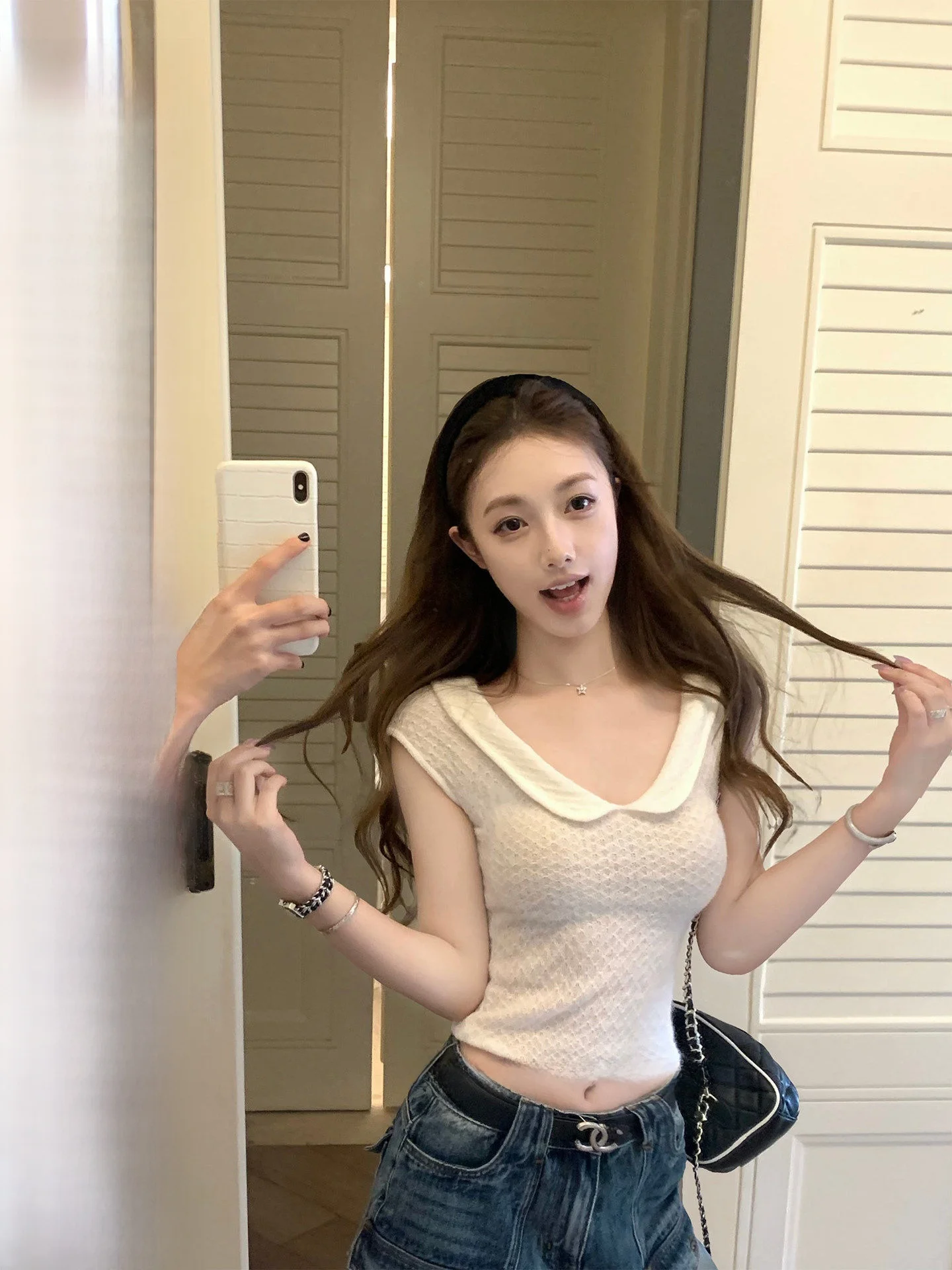 Cotton Knitted Short Sleeve T-Shirt Women's Slim Fit Baby Doll Collar Pure Woolen Material Shortie Casual Style Autumn Top
Cotton Knitted Short Sleeve T-Shirt Women's Slim Fit Baby Doll Collar Pure Woolen Material Shortie Casual Style Autumn Top