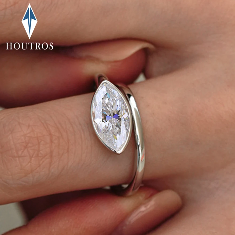 1-2Carat East West Marquise Cut Moissanite Ring 925 Sterling Silver Solitaire Diamond Engagement Open Ring Wedding Bands Jewelry
1-2Carat East West Marquise Cut Moissanite Ring 925 Sterling Silver Solitaire Diamond Engagement Open Ring Wedding Bands Jewelry