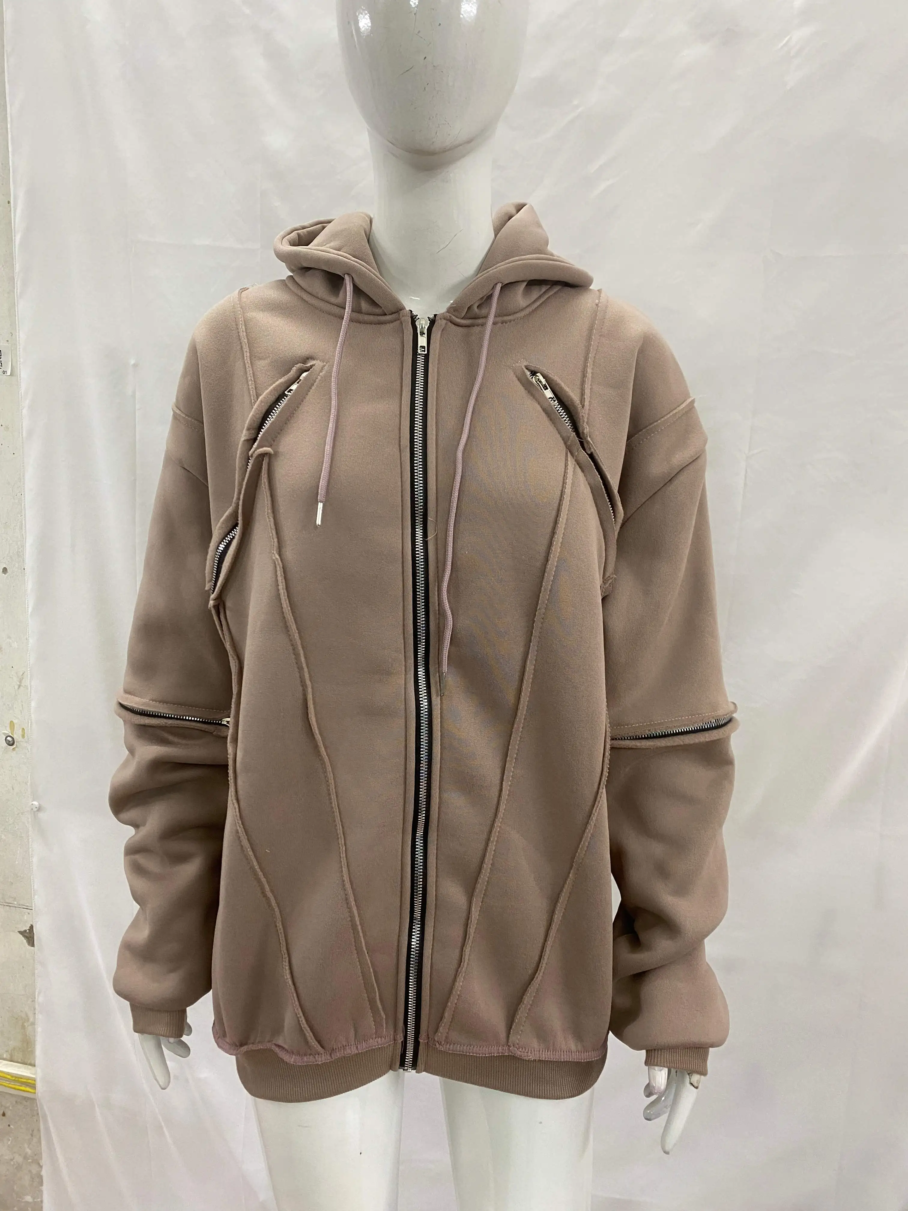 Gothic Harajuku Ins solid color multi zipper decoration cardigan hooded sweatshirt autumn and winter loose hoodie Y2k clothing
Gothic Harajuku Ins solid color multi zipper decoration cardigan hooded sweatshirt autumn and winter loose hoodie Y2k clothing