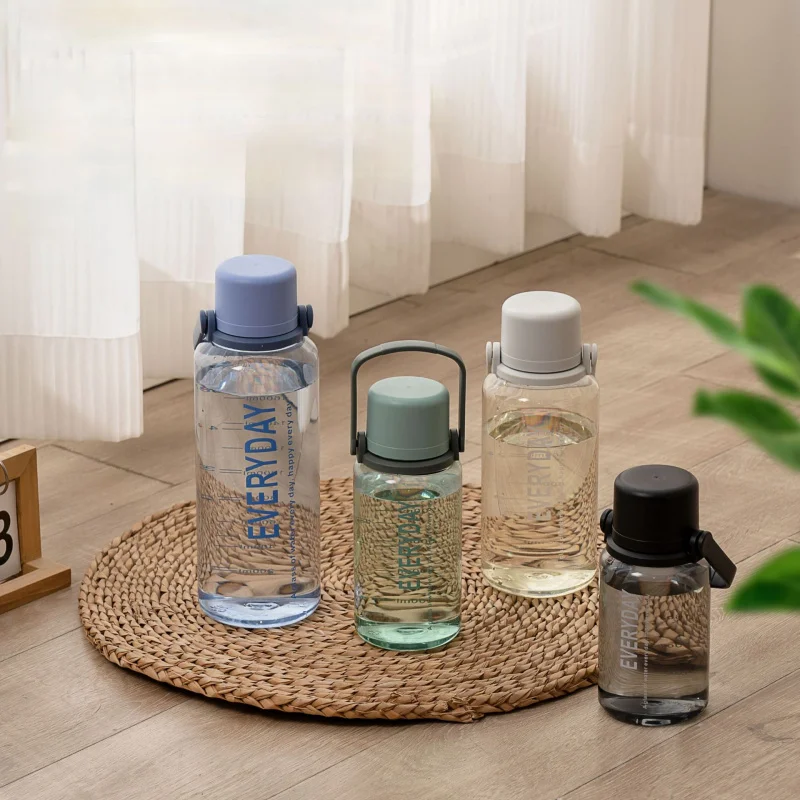 Large Capacity Sports Bottle Summer High Temperature Resistant Transparent Plastic2000mlFitness Bottle Portable Trav
Large Capacity Sports Bottle Summer High Temperature Resistant Transparent Plastic2000mlFitness Bottle Portable Trav