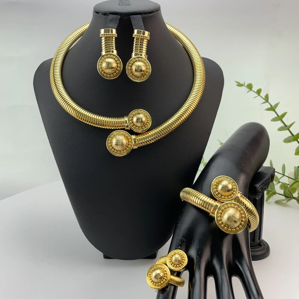 Dubai Goldplated Necklace Brazilian Simple Style Luxury Quality African Bride Jewelry Set For Women Party Gifts FHK29196
Dubai Goldplated Necklace Brazilian Simple Style Luxury Quality African Bride Jewelry Set For Women Party Gifts FHK29196