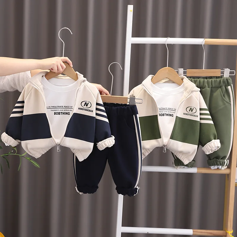 Children's spring clothing set for boys and girls 2025 Spring and autumn stylish outerwear spring sports three-piece set
Children's spring clothing set for boys and girls 2025 Spring and autumn stylish outerwear spring sports three-piece set