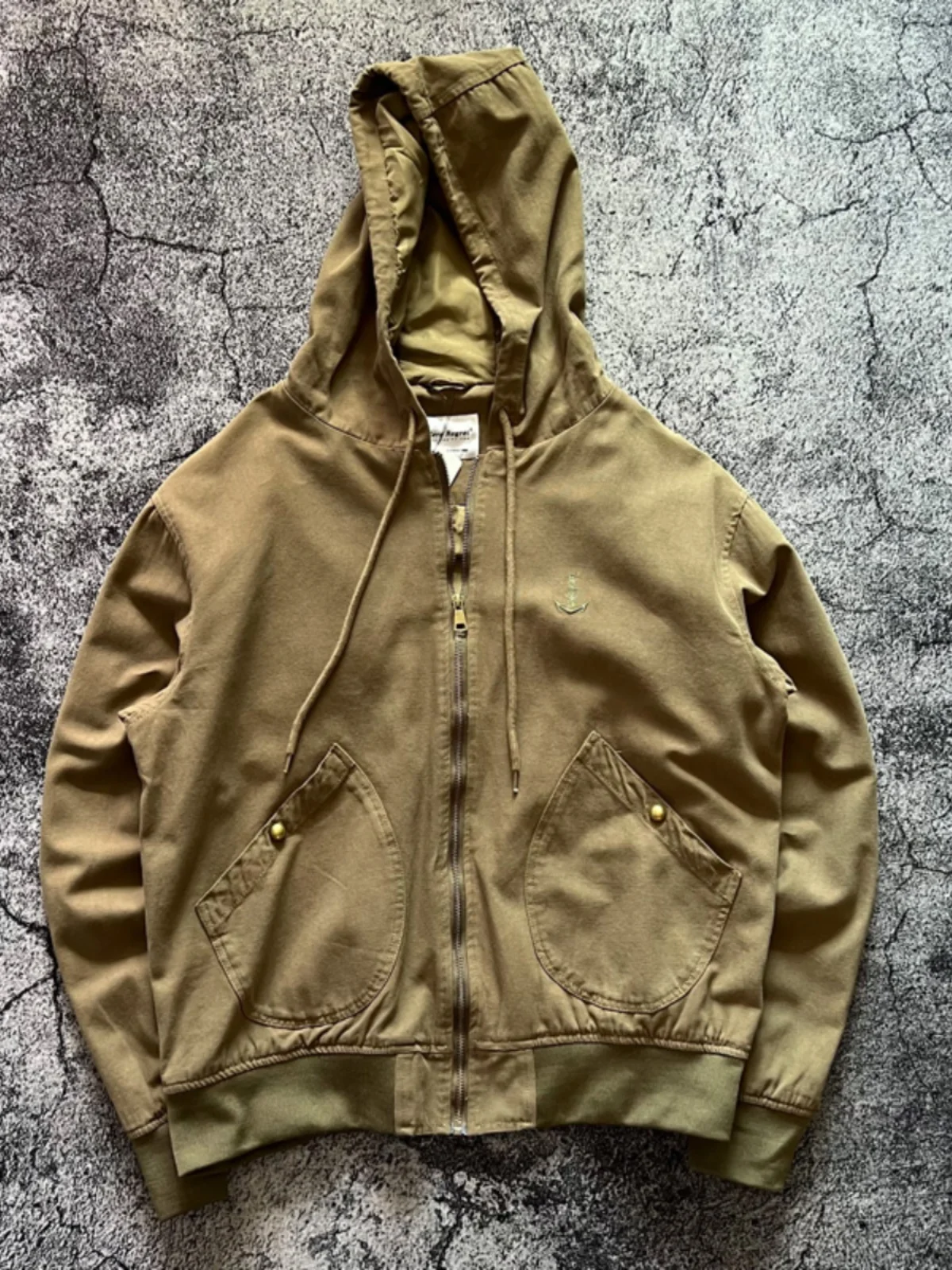Kaha Style American Retro Washed Anchor Embroidery Long Sleeve Hooded Jacket Youth Trendy Cotton Outerwear Spring Autumn
Kaha Style American Retro Washed Anchor Embroidery Long Sleeve Hooded Jacket Youth Trendy Cotton Outerwear Spring Autumn