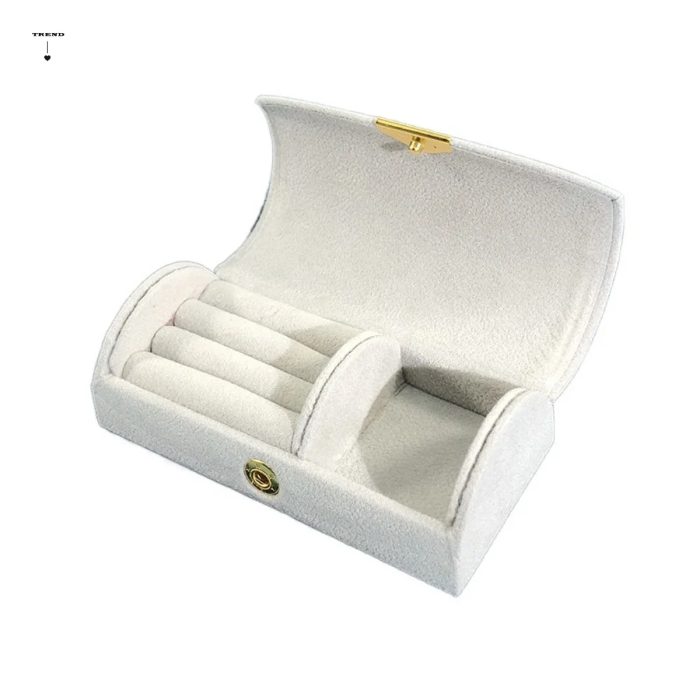 Bead Velvet Arch Face Jewelry Box Partitions Solid Color Portable Rings Storage Case Protective Comfortable To Touch
Bead Velvet Arch Face Jewelry Box Partitions Solid Color Portable Rings Storage Case Protective Comfortable To Touch