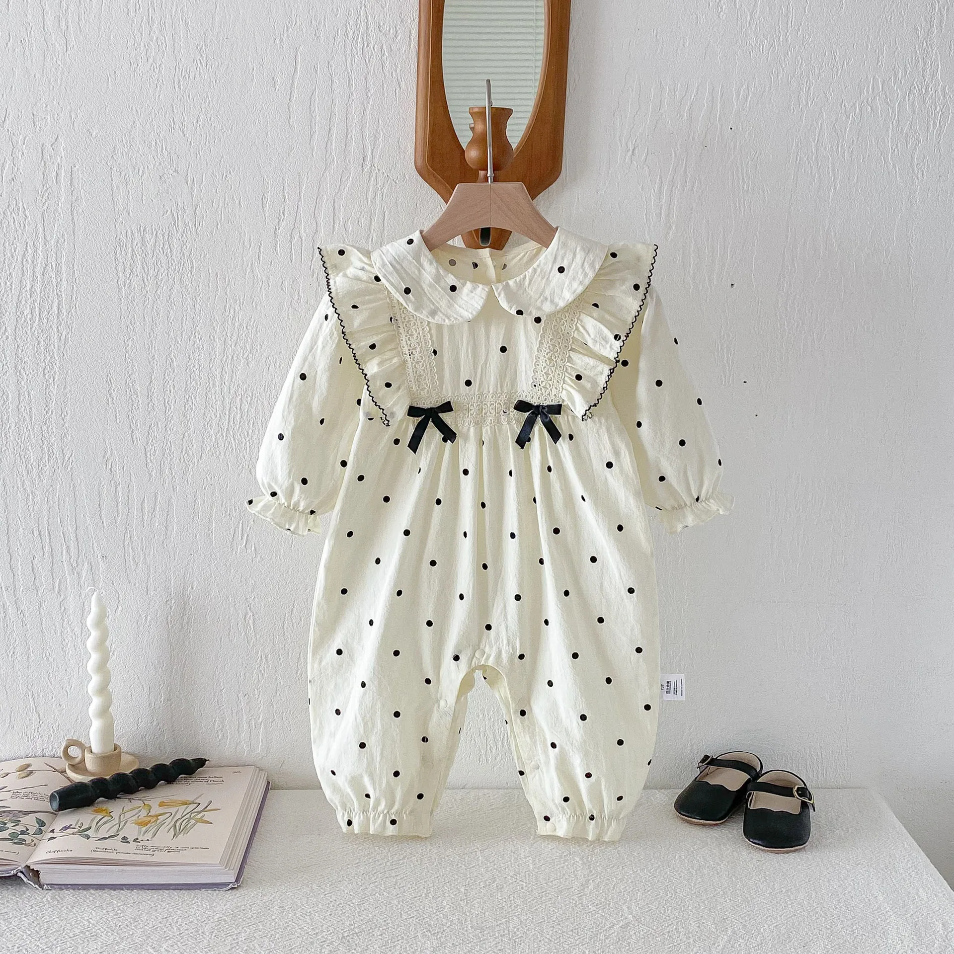 Ins Korean Baby Jumpsuit 2025 Autumn Newborn Princess One Piece Rompers Dot Sweet Girl's Clothes
Ins Korean Baby Jumpsuit 2025 Autumn Newborn Princess One Piece Rompers Dot Sweet Girl's Clothes