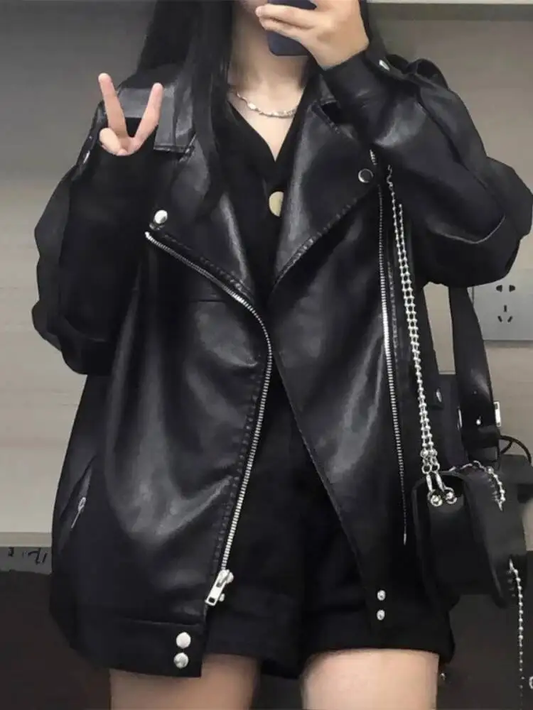 Fashion Women Solid Color Oversize Loose Causal Outerwear Black PU European Motorcycle Faux Leather Jackets
Fashion Women Solid Color Oversize Loose Causal Outerwear Black PU European Motorcycle Faux Leather Jackets