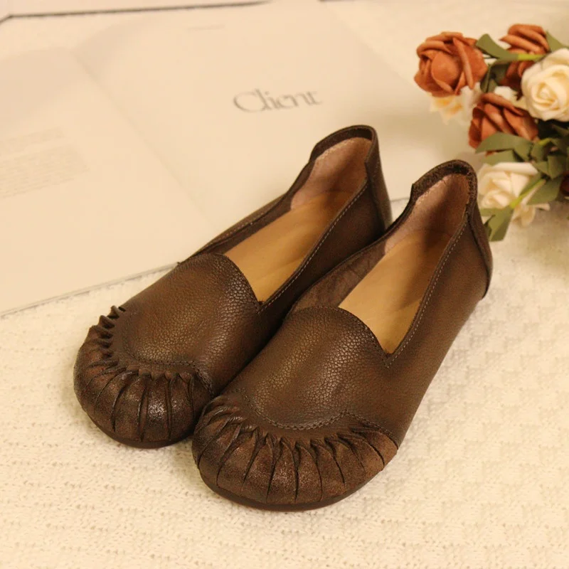 Leather Slip-On Women's Flats round Toe Casual Shoes Folded Design Lightweight Comfortable Spring Season Fashion Single Shoes
Leather Slip-On Women's Flats round Toe Casual Shoes Folded Design Lightweight Comfortable Spring Season Fashion Single Shoes