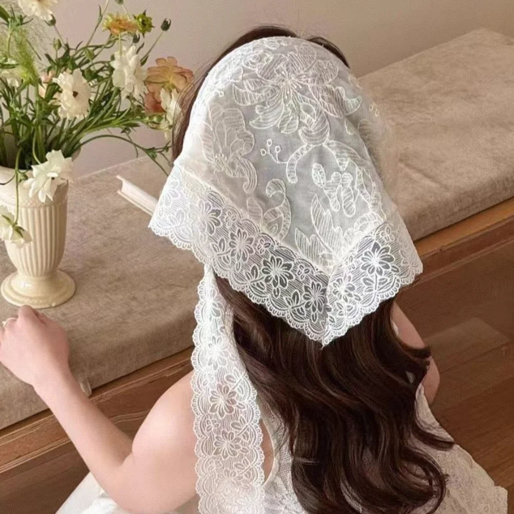 Lace Triangle Bandana Belt Korean Style Neckerchief Sweet Pastoral Style Exquisite Lace Headscarf Matching Pant Waist Belt
Lace Triangle Bandana Belt Korean Style Neckerchief Sweet Pastoral Style Exquisite Lace Headscarf Matching Pant Waist Belt