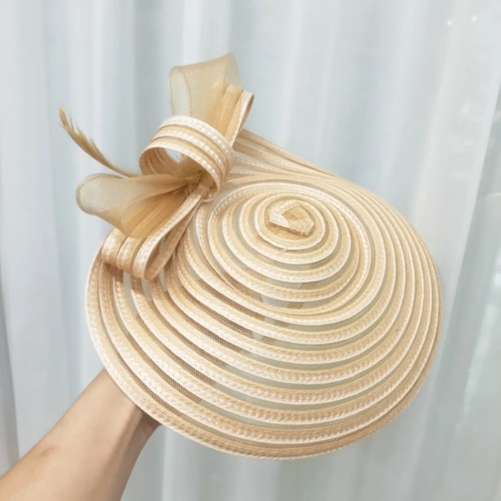 Bow Decoration Mesh Fascinator Headband Hat Headband Style 9cm Wide Brim Women's Tea Party Hat Breathable Elegant Vintage
Bow Decoration Mesh Fascinator Headband Hat Headband Style 9cm Wide Brim Women's Tea Party Hat Breathable Elegant Vintage