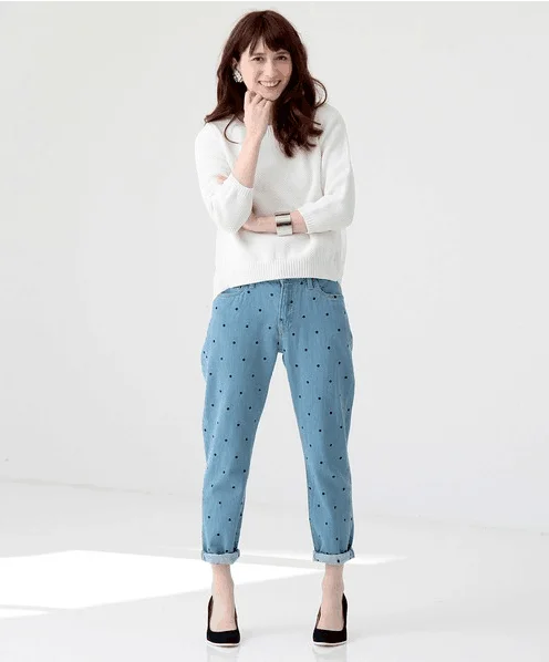 Spring 2024 Women's Cotton Jeans Embroidered Cuffed Washed Denim Pure Cotton Natural Waist Long Pants Machine Embroidery
Spring 2024 Women's Cotton Jeans Embroidered Cuffed Washed Denim Pure Cotton Natural Waist Long Pants Machine Embroidery