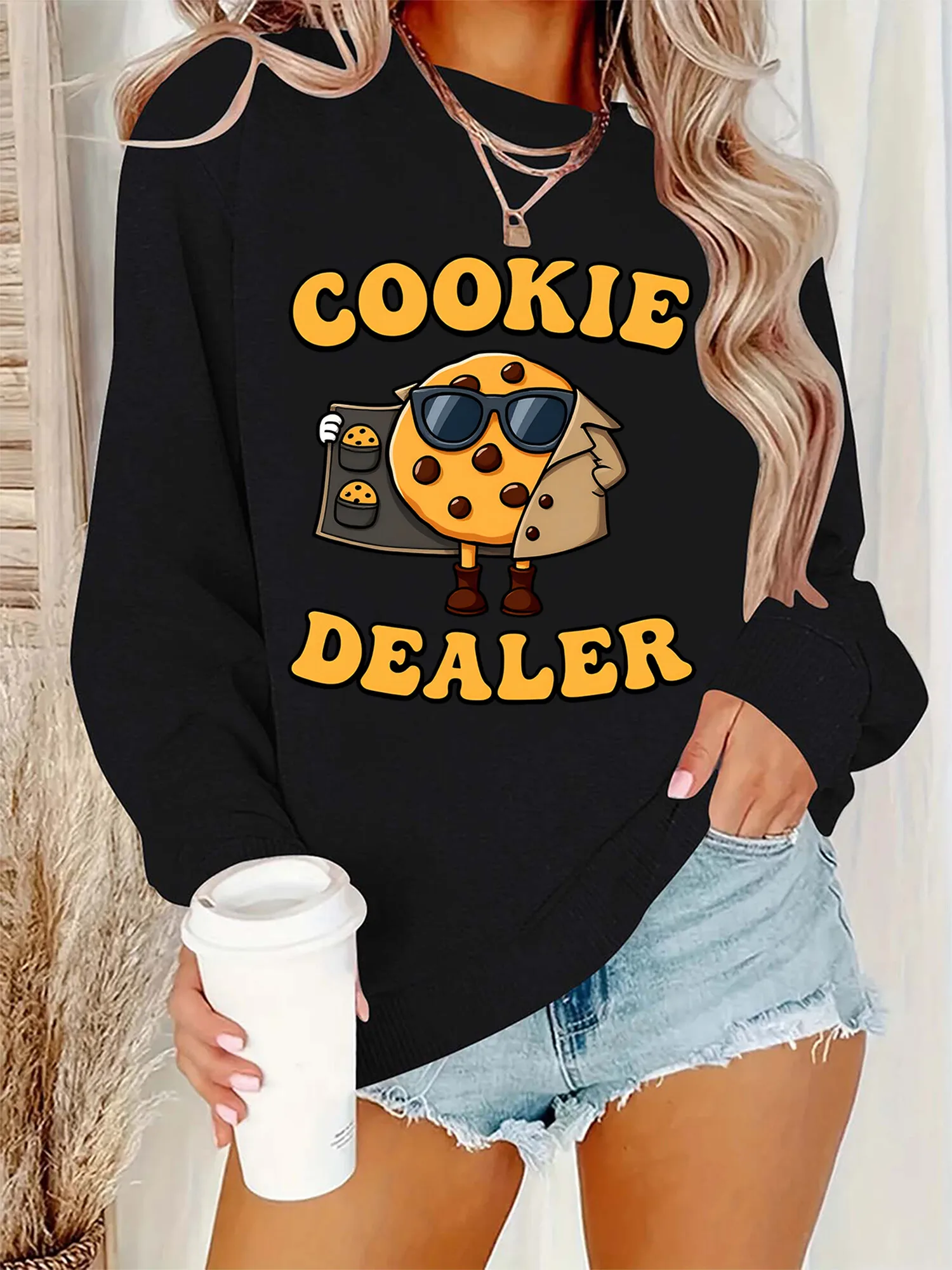 Свитер с принтом Cookie Dealer, трикотажная ткань, свободная версия, модный узор с принтом, идеально подходит для повседневных прогулок и повседневной носки
Свитер с принтом Cookie Dealer, трикотажная ткань, свободная версия, модный узор с принтом, идеально подходит для повседневных прогулок и повседневной носки