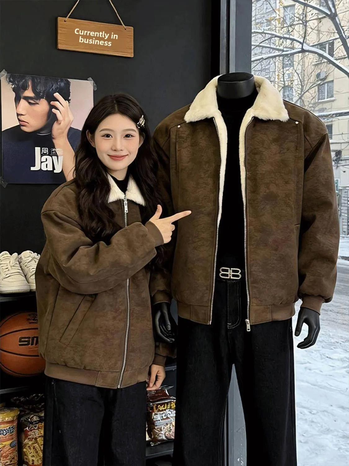 Мужская зимняя байкерская куртка из хлопка с подкладкой из искусственной кожи и меха ягненка, теплая, повседневная, свободного кроя, с длинными рукавами, воротник Cleanfit
Мужская зимняя байкерская куртка из хлопка с подкладкой из искусственной кожи и меха ягненка, теплая, повседневная, свободного кроя, с длинными рукавами, воротник Cleanfit