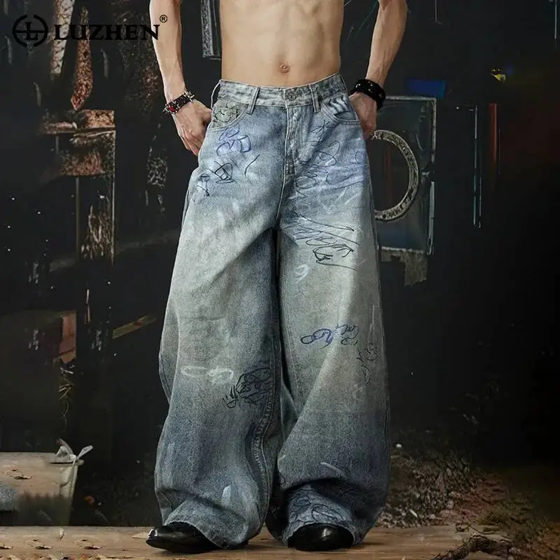 LUZHEN 2026 New Gradient Washed Printed Pattern Vintage Style Wide Leg Jeans Men's Fashion Handsome Street Denim Pants JY6636
LUZHEN 2026 New Gradient Washed Printed Pattern Vintage Style Wide Leg Jeans Men's Fashion Handsome Street Denim Pants JY6636