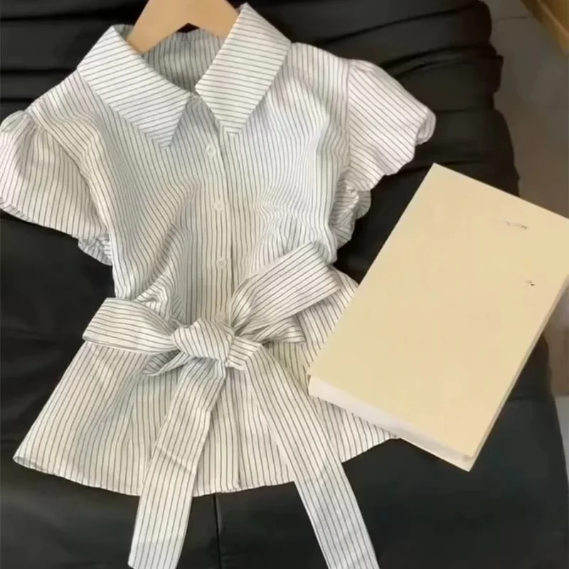 Women Clothes Neck Striped Button Bandage Vintage Blouse Summer New Short Sleeve All-match Elegant Shirt Tops Fashion Trend
Women Clothes Neck Striped Button Bandage Vintage Blouse Summer New Short Sleeve All-match Elegant Shirt Tops Fashion Trend