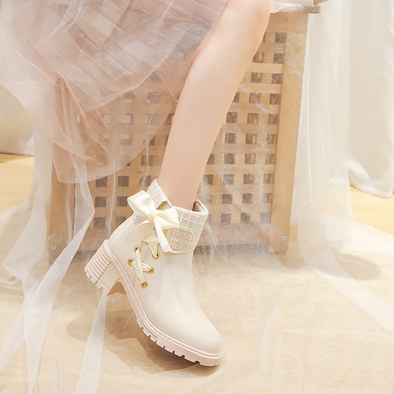 2024 Winter New Short Boots Women's Bow Thick Heels Fashion Casual Platform Boots for Women
2024 Winter New Short Boots Women's Bow Thick Heels Fashion Casual Platform Boots for Women