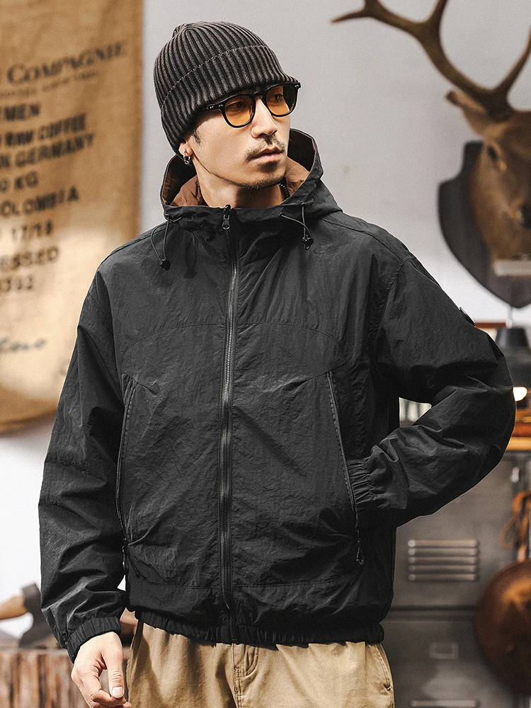 Водонепроницаемая двусторонняя рабочая одежда, мужская осенняя одежда, новое свободное уличное пальто с капюшоном серии Mountain, весенне-осеннее пальто
Водонепроницаемая двусторонняя рабочая одежда, мужская осенняя одежда, новое свободное уличное пальто с капюшоном серии Mountain, весенне-осеннее пальто