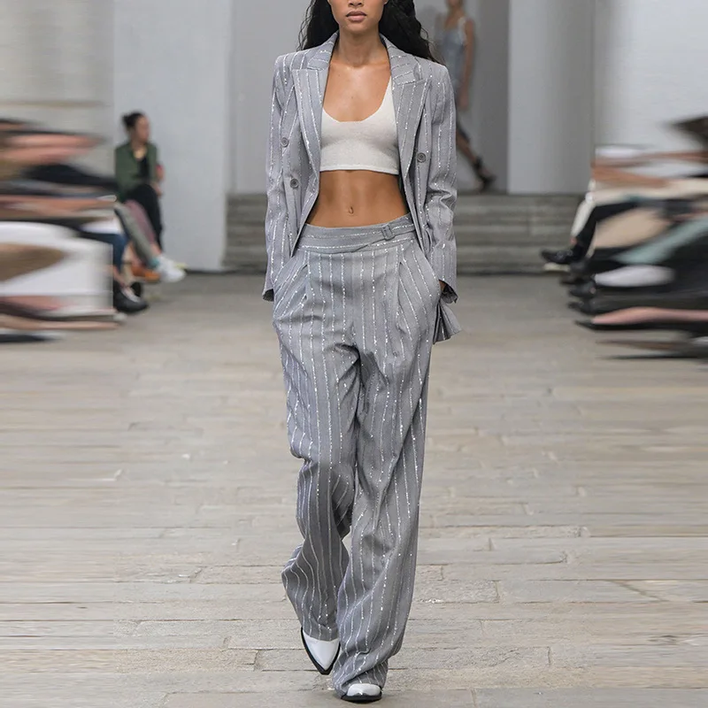 Early Spring High-End Gray Heavy-Filmed Rhinestone Double-Breasted Suit Trouser Set blazer femmes 2 pièce pant sets ropa mujer
Early Spring High-End Gray Heavy-Filmed Rhinestone Double-Breasted Suit Trouser Set blazer femmes 2 pièce pant sets ropa mujer