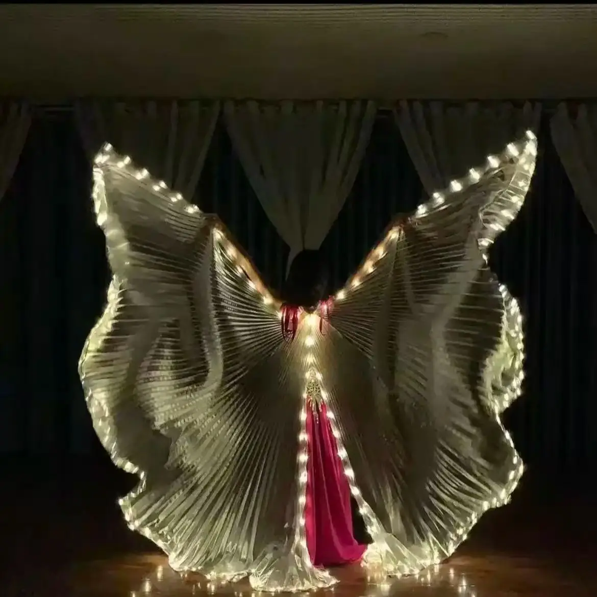 Adult Belly Dance LED Isis Wings Women Butterfly Stage Performance Belly Dancing Carnival Led Costumes Shows Props
Adult Belly Dance LED Isis Wings Women Butterfly Stage Performance Belly Dancing Carnival Led Costumes Shows Props