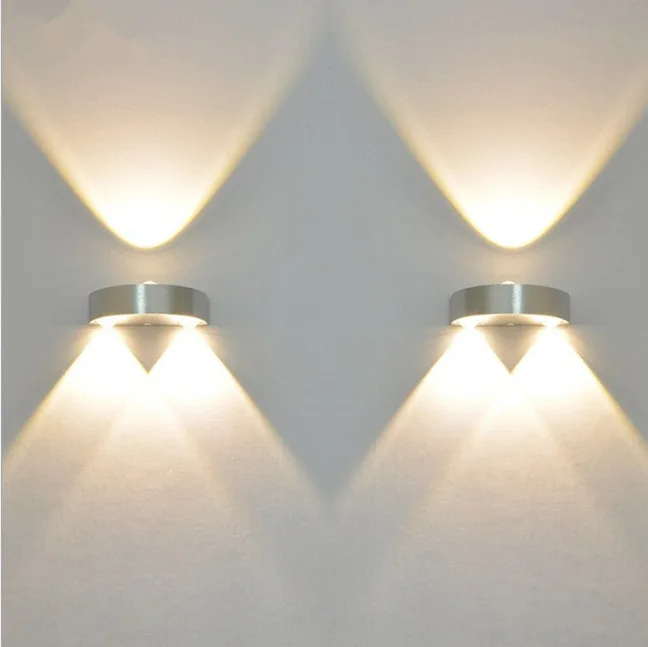 3W LED Indoor Wall Lamps Modern Simple Aluminum Home Lighting Up and Down light Bedroom Living Room Aisle Decorative Wall Lights
3W LED Indoor Wall Lamps Modern Simple Aluminum Home Lighting Up and Down light Bedroom Living Room Aisle Decorative Wall Lights